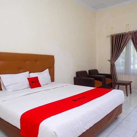 Reddoorz Syariah Near Alun Alun Wonosari Exterior foto