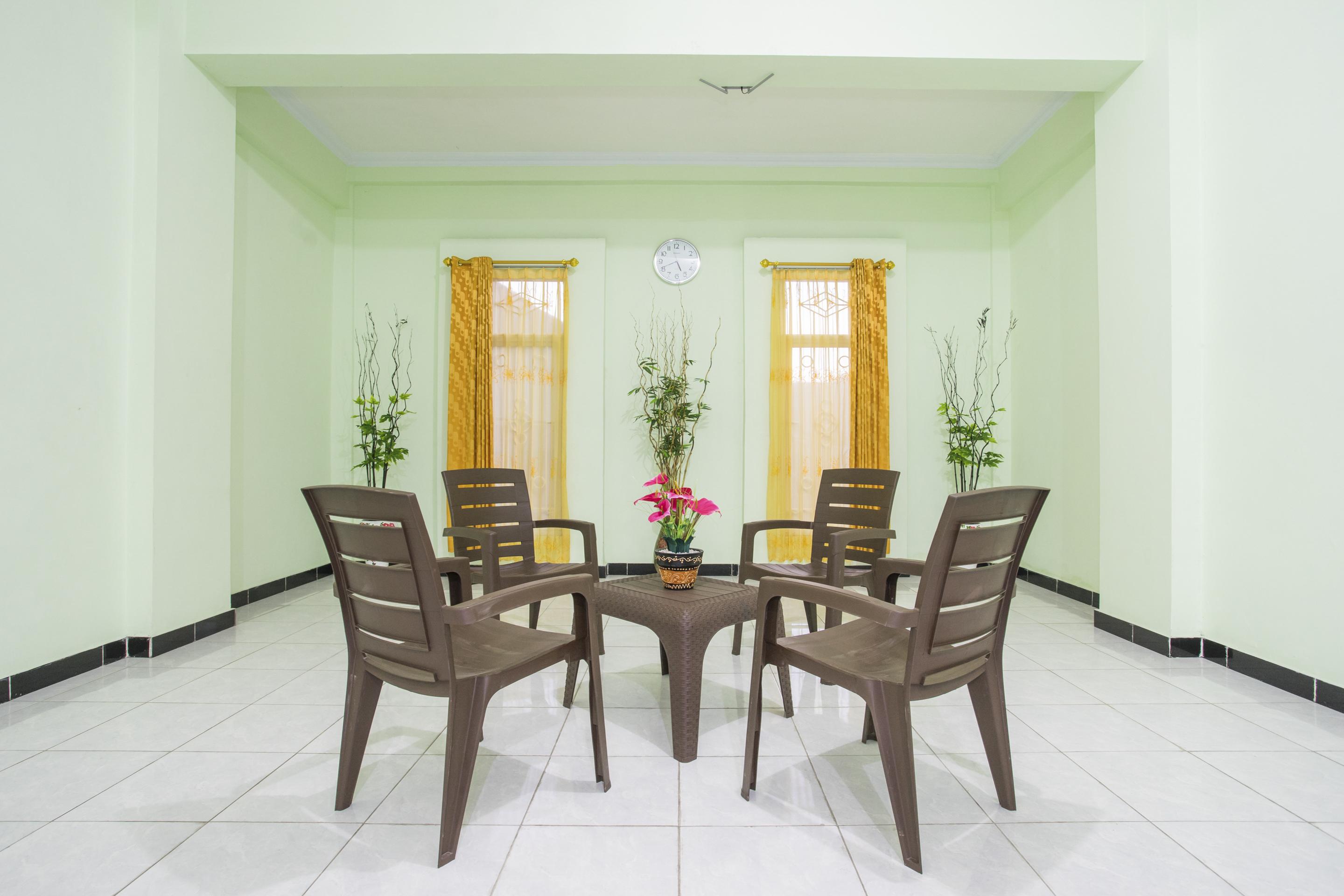 Reddoorz Syariah Near Alun Alun Wonosari Exterior foto
