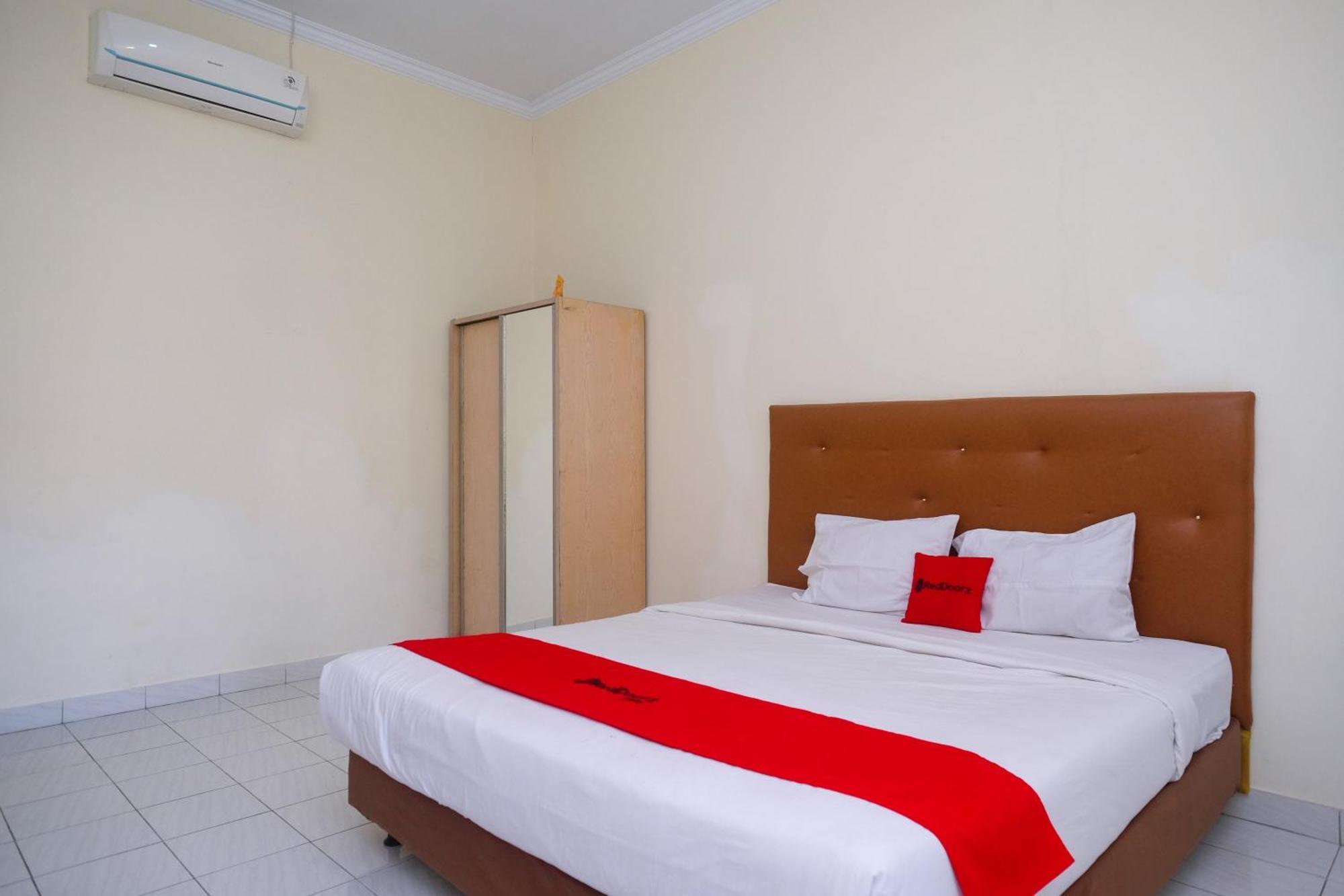 Reddoorz Syariah Near Alun Alun Wonosari Exterior foto