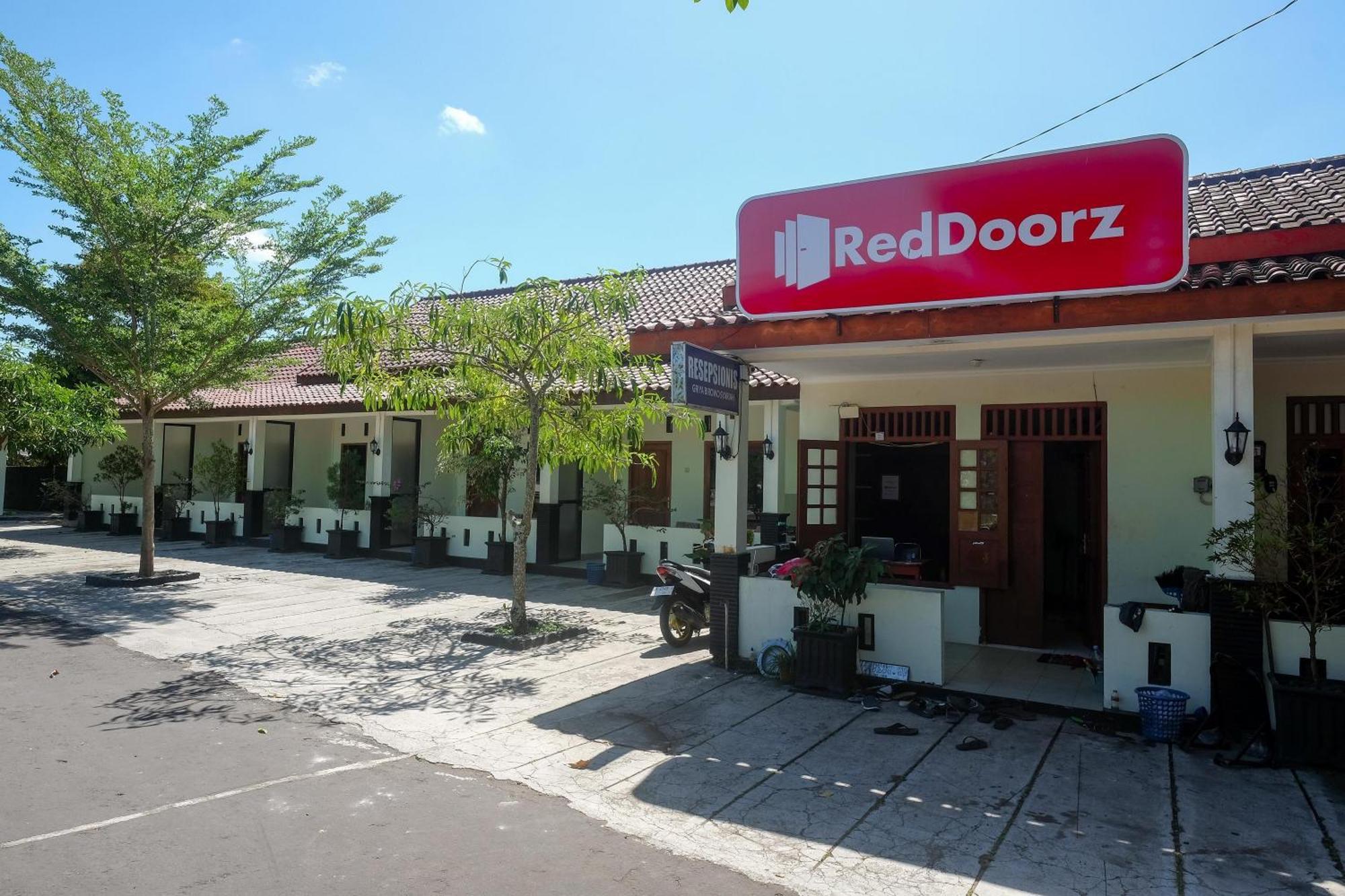 Reddoorz Syariah Near Alun Alun Wonosari Exterior foto