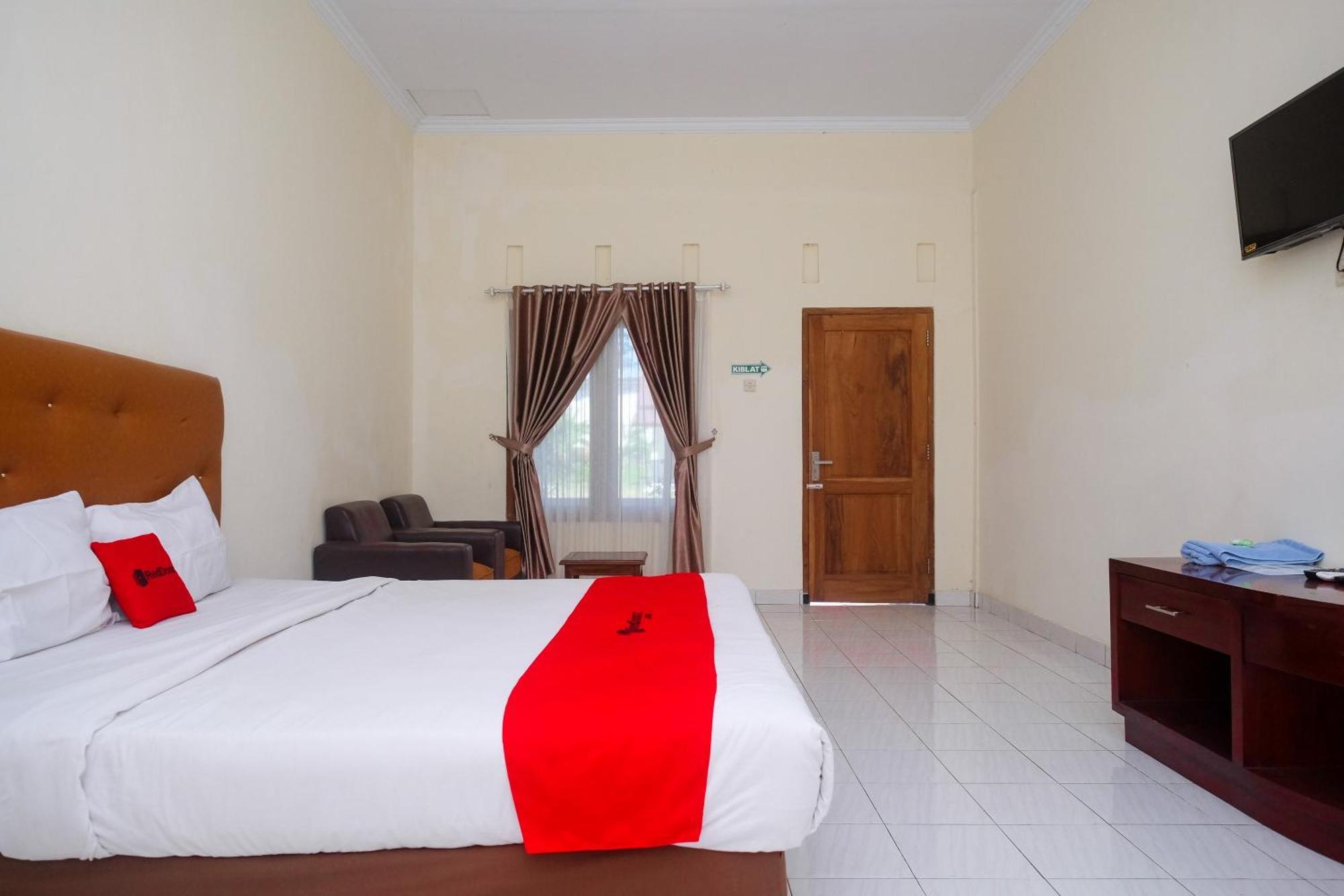 Reddoorz Syariah Near Alun Alun Wonosari Exterior foto